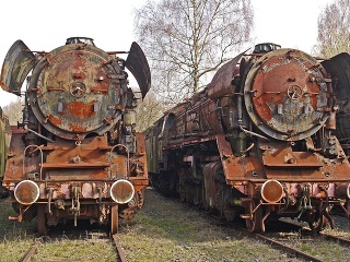 Gigantický cintorín vlakov ukrýva