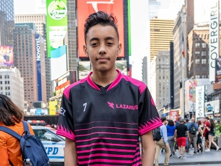 Kto je Wolfiez? Ešte