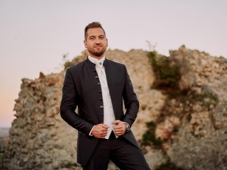 Samuel Tomeček zverejnil nový