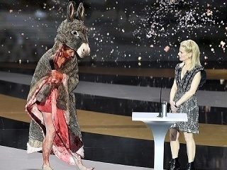 Škandál na odovzdávaní slávnych