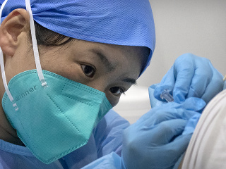 Čína schválila štvrtú vakcínu