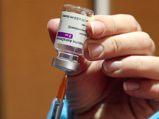KORONAVÍRUS Berlín pozastavil očkovanie