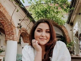 Celeste Buckingham hovorí otvorene