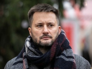 Poslanci po „odklepnutí“ kúpy