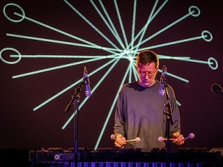 Folklórne vokály a silná