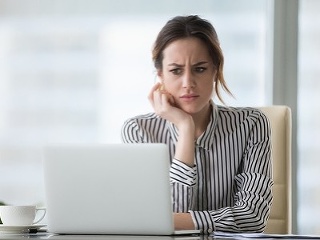 10 znakov, že pracujete