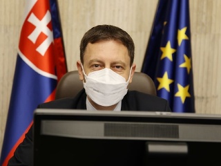 Premiér Heger pripustil ďalšie