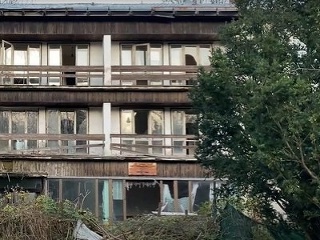 Opustený hotel neďaleko Pezinka