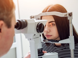 Aj oční lekári rátajú