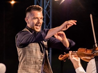 Hit Jany Kirschner v