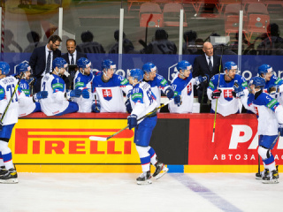 MS v hokeji valcujú