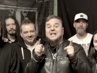 Situácia okolo Desmodu sa