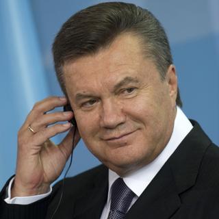 Janukovyč bude lietať do