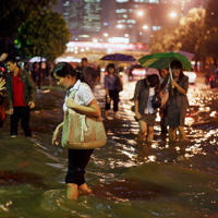 Záplavy v Thajsku postihli