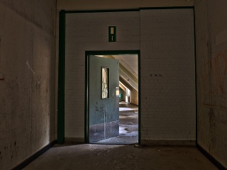 Opustená nemocnica v Sládkovičove