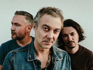 Le Payaco pokrstí Česko-Slovenský