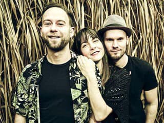 Moderný zvuk s bohatými