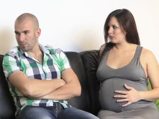 Tehotná matka zúri: To,