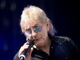 Zomrel bývalý frontman skupiny