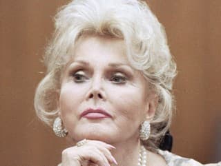 Vystriedala až deväť manželov: