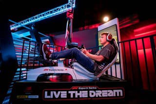 Martin sa venuje virtuálnemu