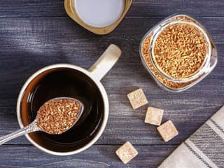 Dajte si INSTANTNÚ kávu