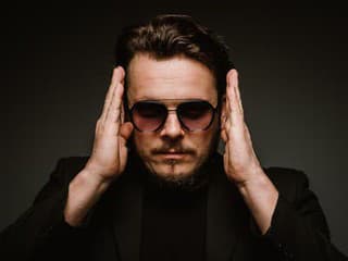 David Kollar: Ľudia platia