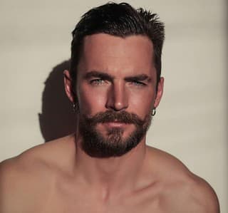 Slovenský David Beckham? Cestovateľ