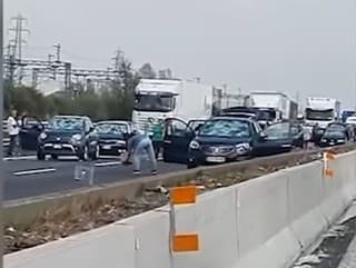 VIDEO Apokalypsa na diaľnici: