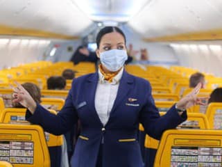 Slovákov pobúrilo zrušenie letov