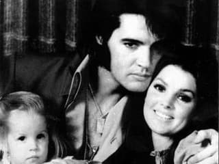 Elvis Presley mal za