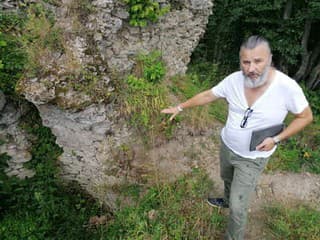 Podhoroď: Unikátnu pamiatku delil