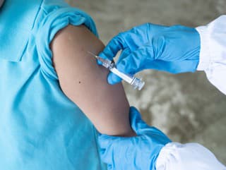 Hrozia Slovákom po očkovaní