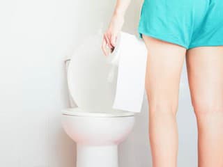 Ženský ZVYK na verejných