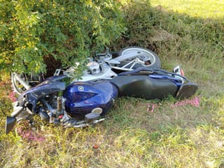 Tragická nehoda motocyklistu (†49):