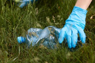 Dobrovoľníci čistili rieku Bodrog