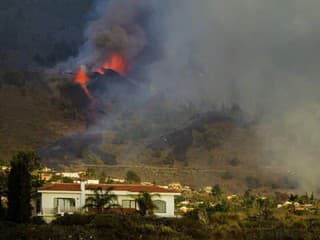 Erupcia sopky La Cumbre