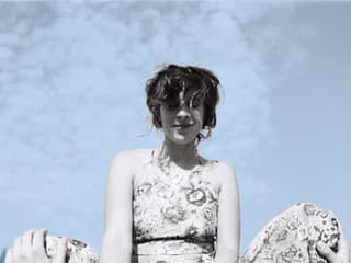 Sisa Fehér vydáva album