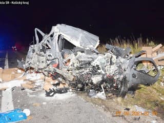Auto poľského vodiča ostalo totálne zdemolované
