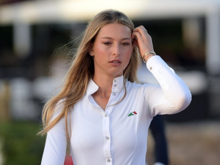 Dcéra Stevea Jobsa zažila