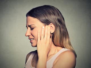 Nepríjemné ZVUKY v ušiach,