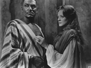 Študenti obvinili učiteľa z