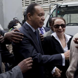 Exdiktátora vyviedli z luxusného