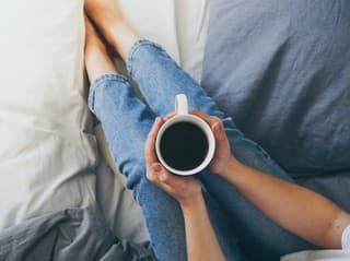 ZABUDNITE na KÁVU v