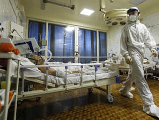 Ruskí lekári pozvali antivaxerov: