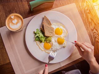 RAŇAJKY pred touto HODINOU