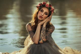 Éterická Barbora vyzerá ako