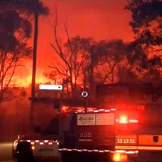 Požiare pri Perthe sa