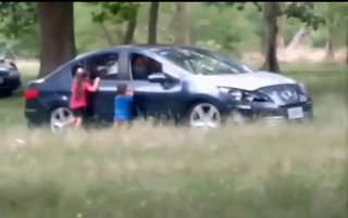 Šokujúci moment: Deti sledujú