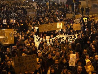 Protesty v Barcelone proti